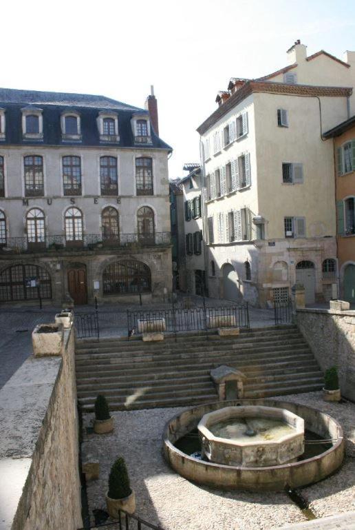 Au Temps D'Antan Appartement Villefranche-de-Rouergue Buitenkant foto